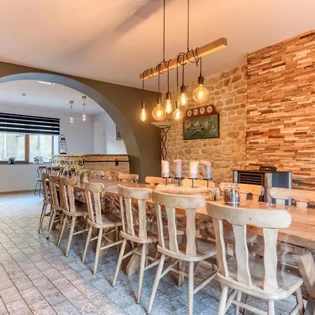 De La Cascade Holiday home *